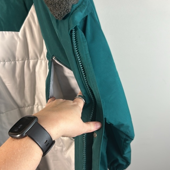 L.L.Bean Vintage Green Primaloft Down Jacket Size XLP - Picture 10 of 16